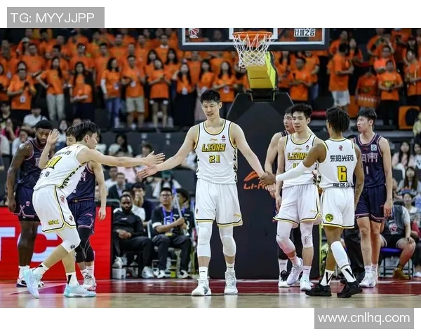 CBA精彩对决广东队与山东队在2015年11月27日的激烈比赛回顾