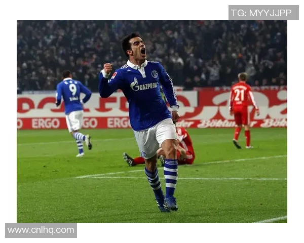 克罗斯:从足球天才到战术大师的辉煌历程与影响力分析 克罗斯:从足球天才到战术大师的辉煌历程与影响力分析