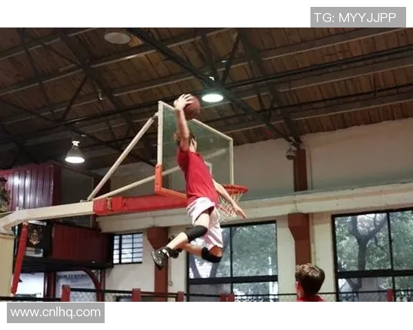 斯篮搏:探索篮球运动的魅力与团队精神的完美结合之旅 斯篮搏:探索篮球运动的魅力与团队精神的完美结合之旅